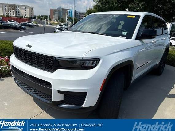 JEEP GRAND CHEROKEE 2023 1C4RJKAG1P8832549 image